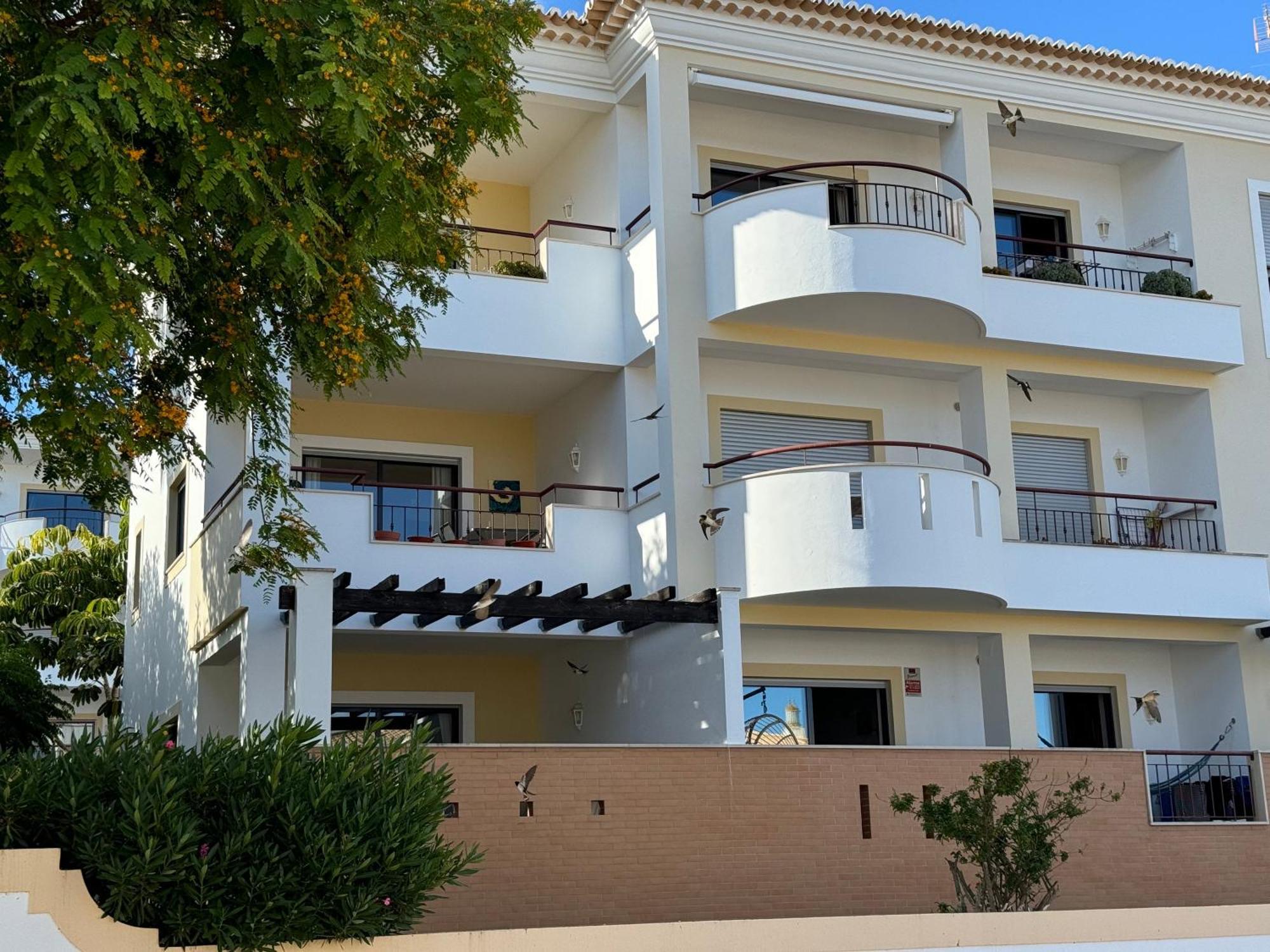 Apartment Albaholm Lagos Exterior photo